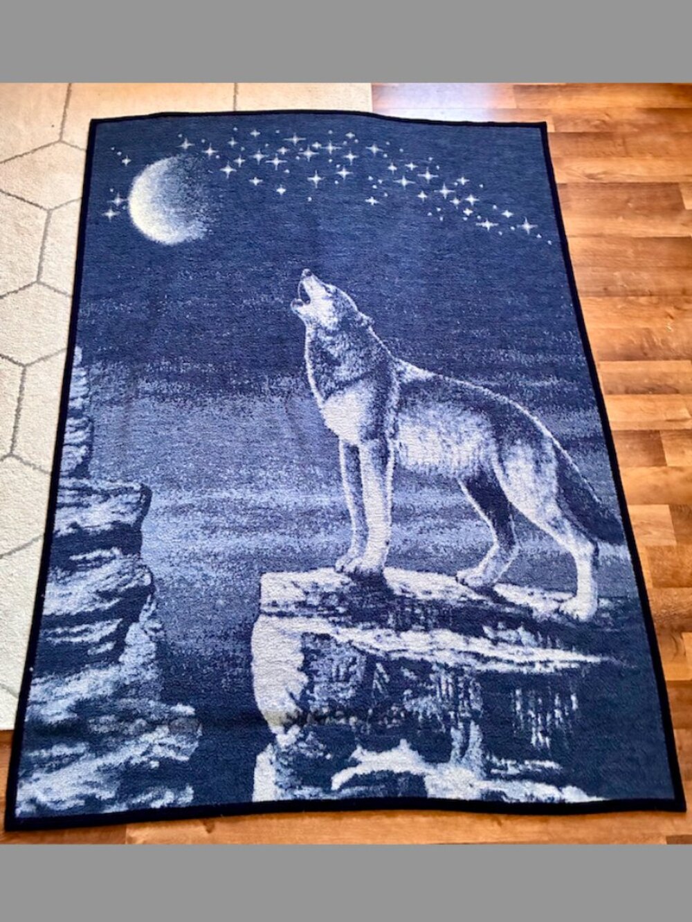 Howling Wolf Biederlack Blanket
